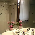 High Hopes Apartment Venice