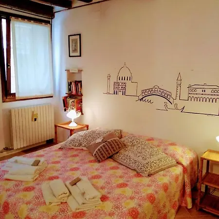 Apartment High Hopes